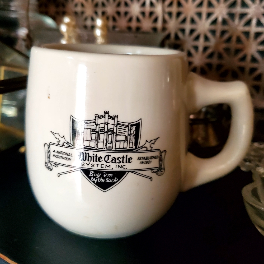 VTG White Castle System Inc Restaurant  Diner Coffee Cup Mug Ashtray Bottom 6 Oz